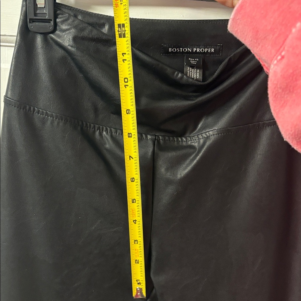 Boston Proper Black‎ Leatherette Pants XS - Picture 8 of 14